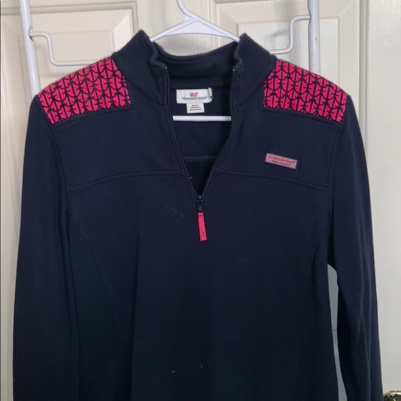 Vineyard Vines Tops - Vineyard Vines women’s shep shirt